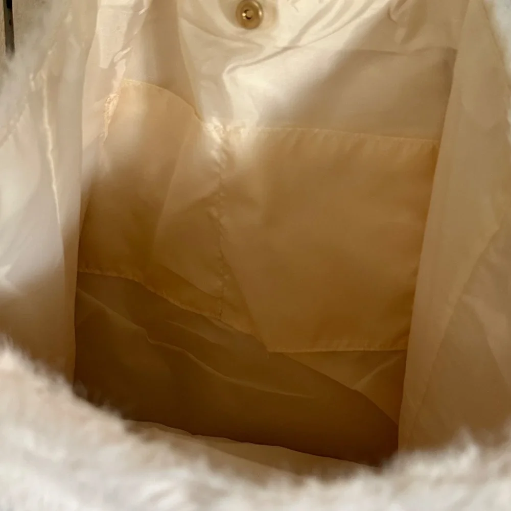 NEW NWOT Victoria's Secret Faux Fur Tote Bag Fuzzy Shoulder Winter Hobo